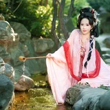 山林溪间的小精灵 · 粉衫红帔 第1帧