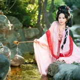 山林溪间的小精灵 · 粉衫红帔 第2帧