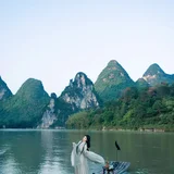 总要拍一次渔舟唱晚｜竹筏夜色的蓝纱汉服写真 第7帧