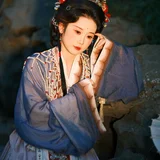 园子很静，人很轻｜江南园林汉服写真 第3帧