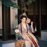 园子很静，人很轻｜江南园林汉服写真 第7帧