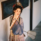 园子很静，人很轻｜江南园林汉服写真 第10帧