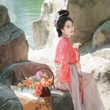 时间煮雨，岁月逢花｜园墙柳影汉服写真 第5帧