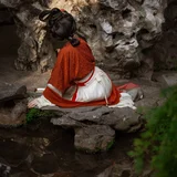 羽衣常带烟霞色｜园林复古汉服写真 第8帧