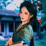 中国神仙，从来不是一袭白衣｜壁画神仙风汉服妆造 第1帧