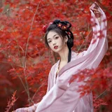 红枫汉服写真 团扇白纱造型 11