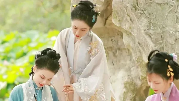 汉服摄影｜《中秋圆》