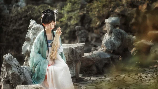 汉服写真 | 一步一景皆入画