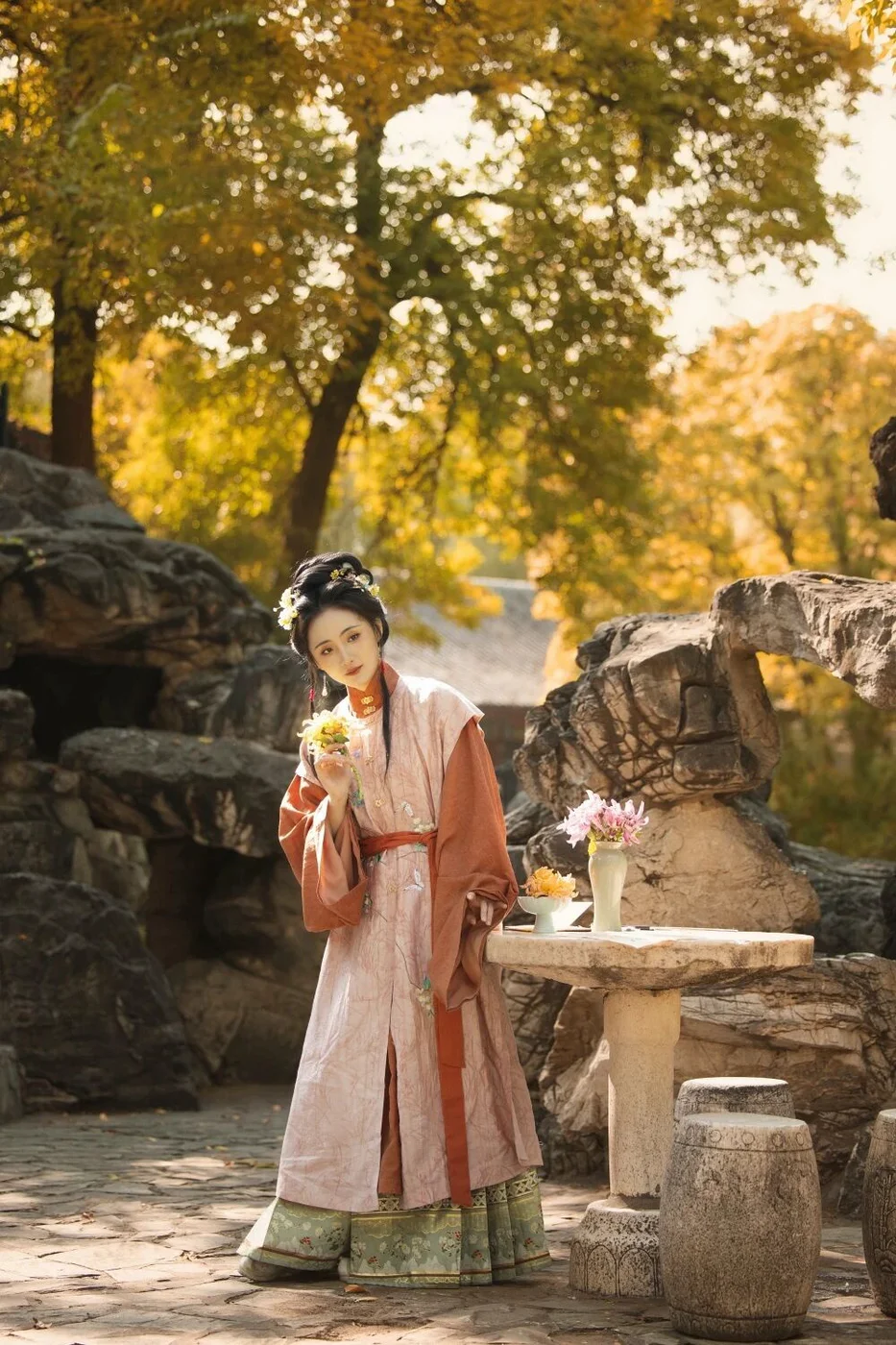 篱畔秋酣一觉清｜大观园秋日赏菊汉服写真 第1帧