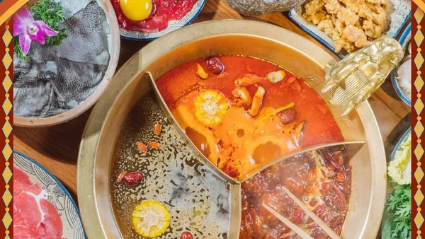 美到犯规！这家汉服主题的「凤王府」成都火锅，不打卡就亏大了！