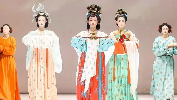 修武强强联手,中原华服日和汉服设计大赛与第一届汉服博览会