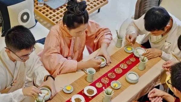 活动召集 | 闲心品茶，素手拈花 ，邀君偷得半日闲