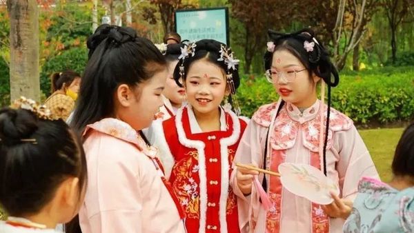 【汉服简讯】2022年11月2日新闻资讯