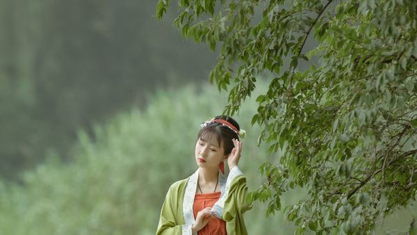 荷叶罗裙一色裁|汉服摄影