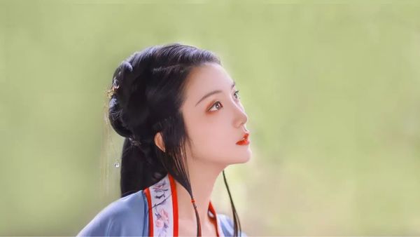 万物之中，都有一丝李清照的闲愁｜汉服摄影