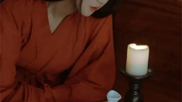 愿做红尘醉公子，一杯一盏尽消愁